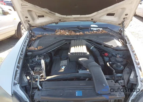 2008 BMW X5 3.0Si from USA, damaged, VIN 5UXFE43588L033198